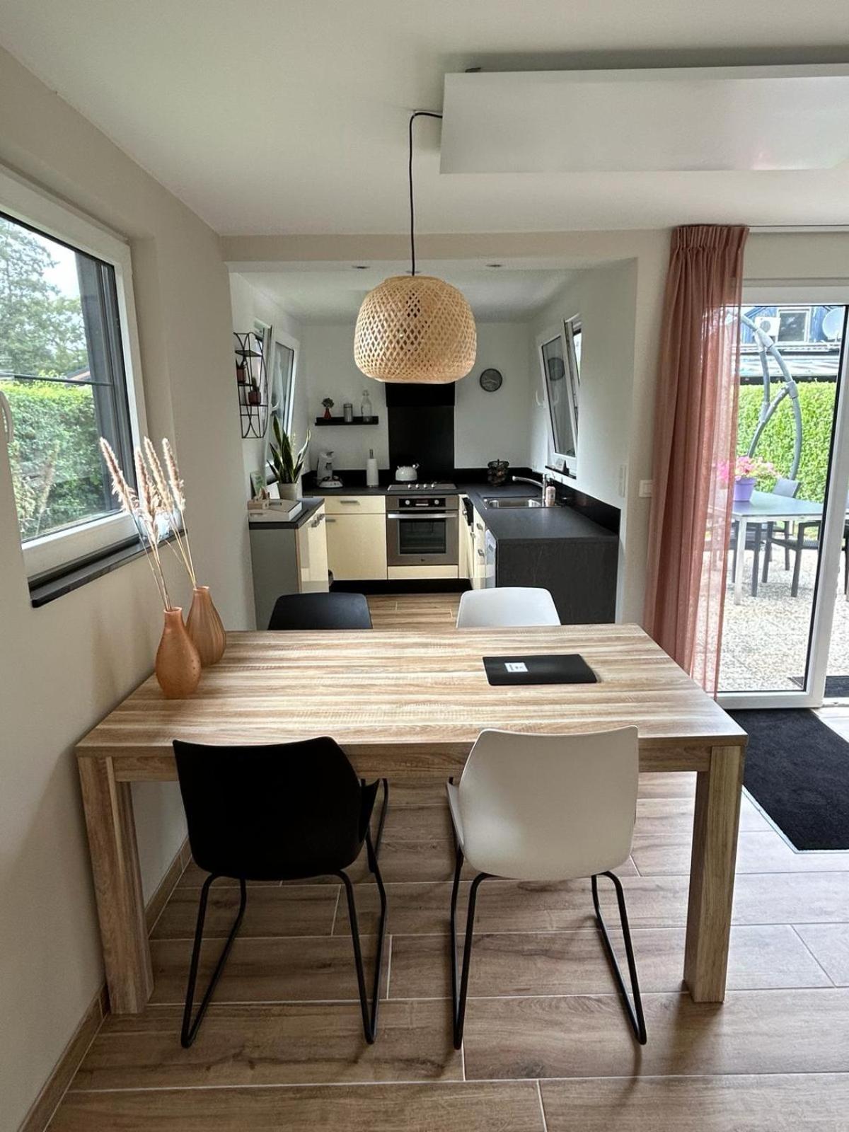 Oosterschelde Lodge Met Veel Privacy En Dicht Bij Het Water Scherpenisse Buitenkant foto