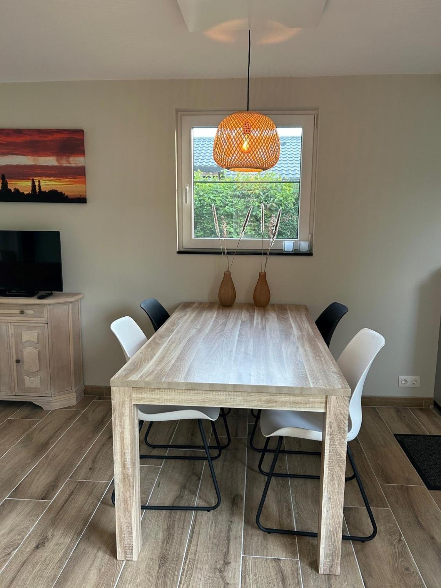 Oosterschelde Lodge Met Veel Privacy En Dicht Bij Het Water Scherpenisse Buitenkant foto